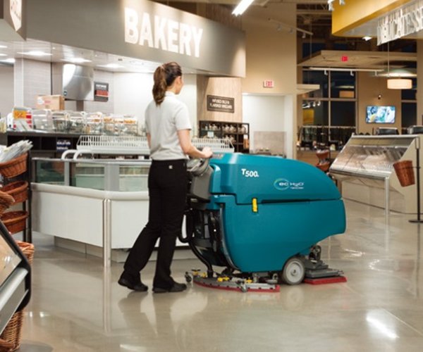 坦能(néng)清潔設備-中型手推式洗地(dì)機(jī)